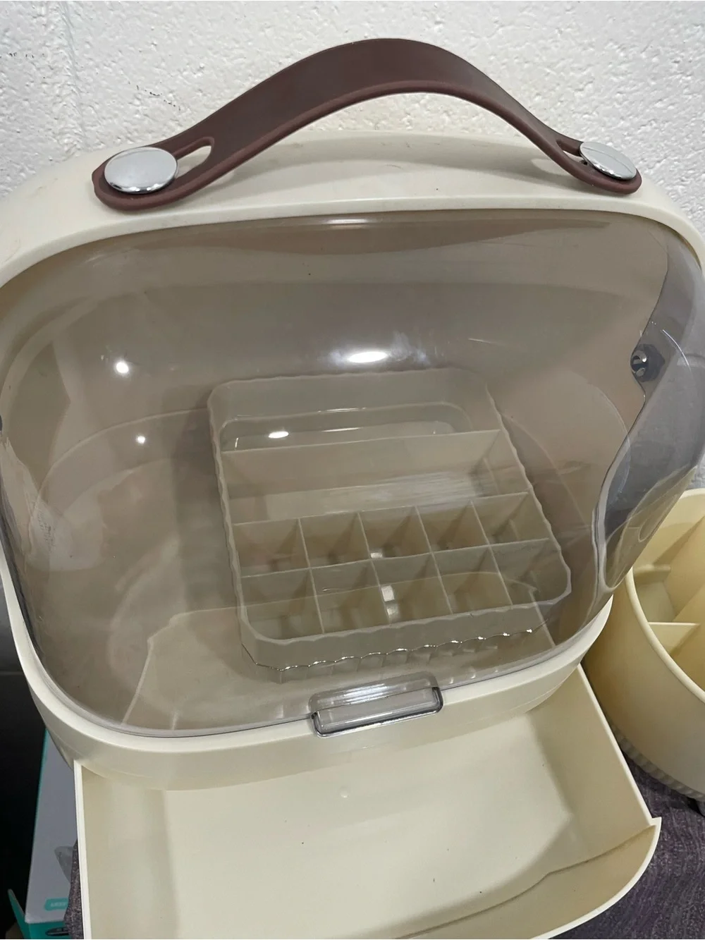 N/A portable cream
